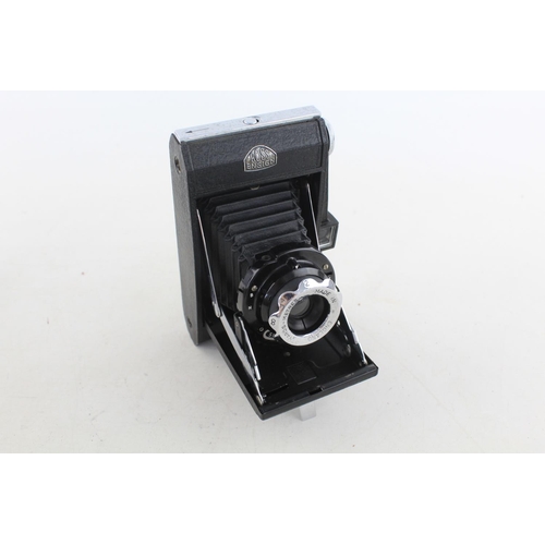 Ross Ensign Selfix Snapper VINTAGE CAMERA Circa 1950s With