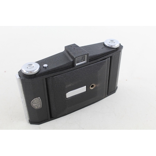 Ross Ensign Selfix Snapper VINTAGE CAMERA Circa 1950s With