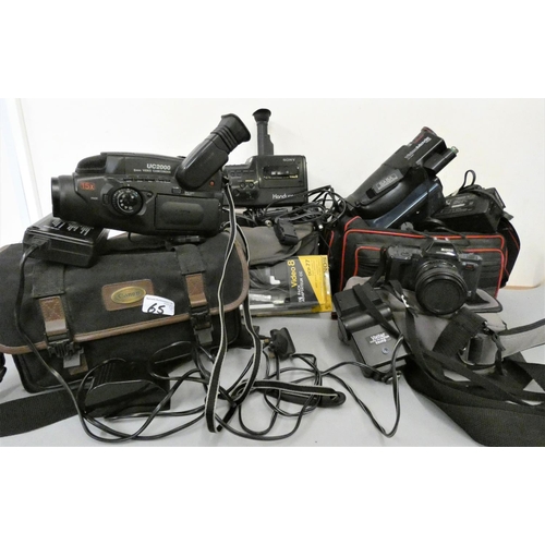 65 - A selection of cased/uncased digital/video camcorders, makers to include Sony, JVC, and a Ricoh XR-X... 