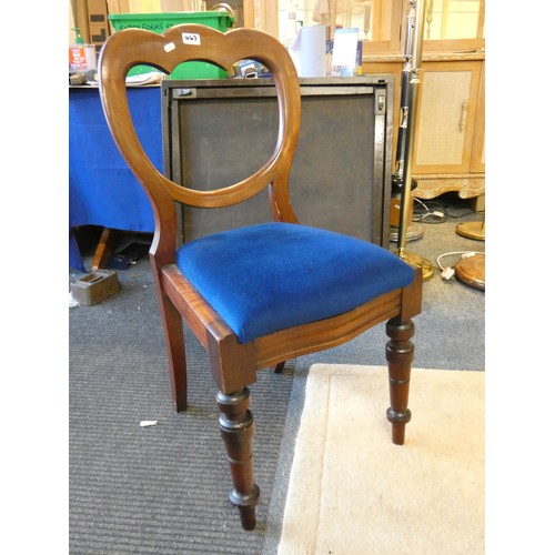 463 - A Victorian mahogany set of 4 serpentine fronted Campaign balloon back dining chairs, the front rail... 