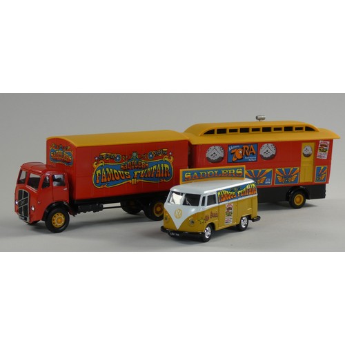 100 - A boxed limited edition Corgi Fairground Attractions 2002 carousel (1575 of 2000), together with a b... 