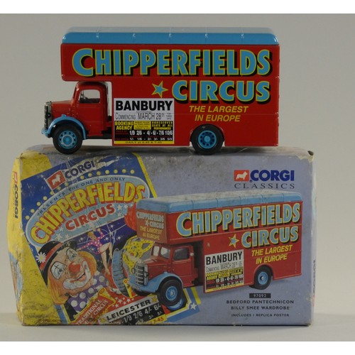 101 - Boxed Corgi classics 'Chipperfields Circus' including- Scammel highwayman with crane (97886), Advanc... 