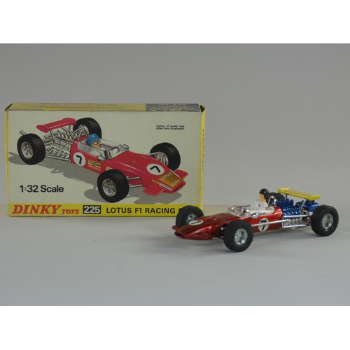 121 - Dinky 225 Lotus Racing Car, with paperwork (boxed)