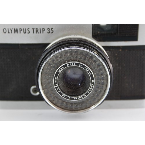 310 - Olympus Trip 35 w/ D. Zuiko 40mm F/2.8 Lens  Camera winds and fires as should Aperture blades are re... 