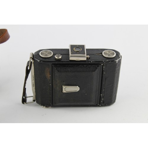 334 - Zeiss Ikon Ikonta 520 Circa 1932-1937 Voigtlander Bessa Circa 1929-1956 With Case  Both cameras are ... 