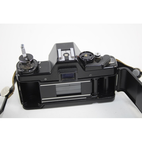 Appareil Photo Argentique PRAKTICA BC 1 + Objectif Pentacon