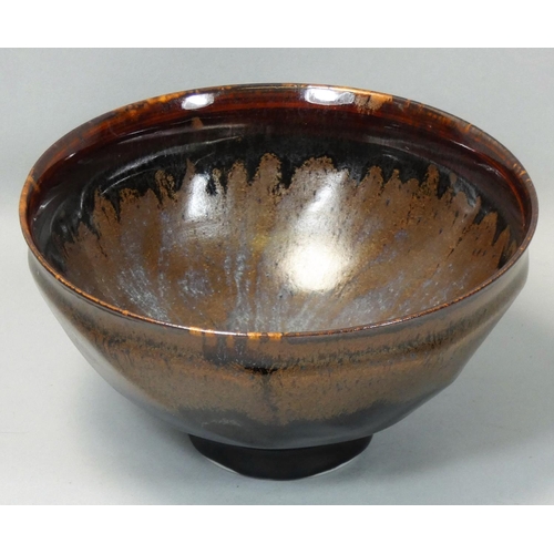 169 - Chris Carter (b.1945), a porcelain brown glazed bowl, with trailing spiral design, no makers mark, d... 