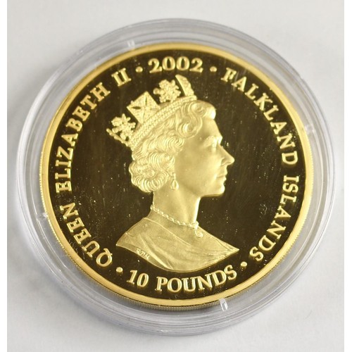 99 - A 5oz Golden Jubilee 2002 22ct gold plated silver limited edition proof £10 coin, by Westminster, ca... 