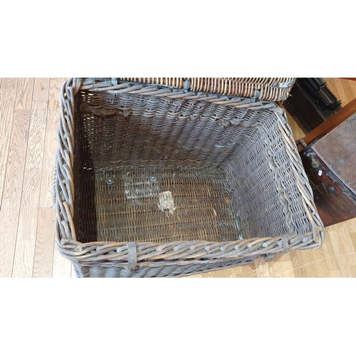 348 - Jon Gresham wicker skip basket, 94 x 65 x 60 cm, together with a stage outfit.
Used to transport his... 