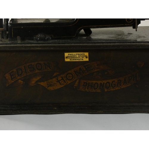 432 - An Edison phonograph c1905 serial number H107518, no trumpet, not working, together with 3 records 4... 