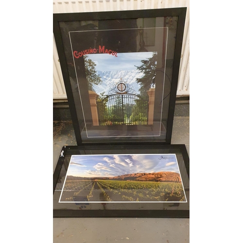 82 - Churchman's cigarette cards, Prominent Golfers, various silk cards, other cards and 2 photographic p... 