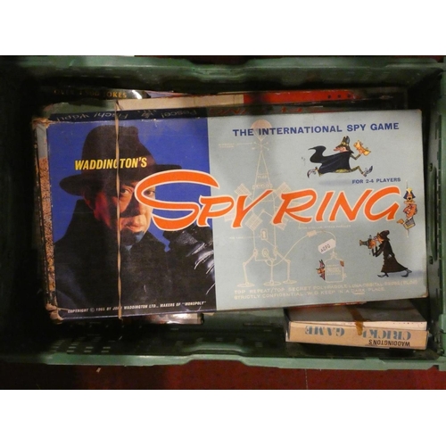 87 - A boxed 'Super Mini Cine' & slides together with Minic racing track with cars, board games and books... 