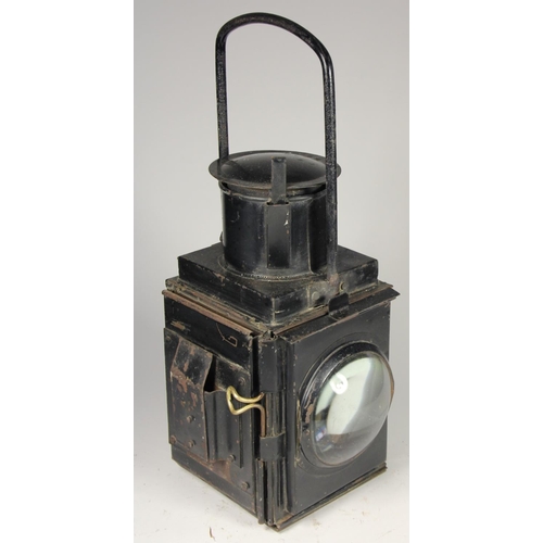 199 - A black B.R (W) side lamp, complete with burner