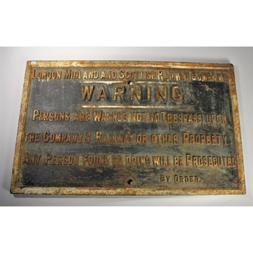 243 - London Midland & Scottish Railway cast-iron trespass sign 40x64 cm