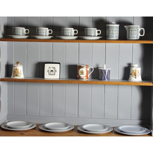 48 - A large collection of Hornsea ware pottery, to include dinnerware, coffee & tea services, storage ja... 