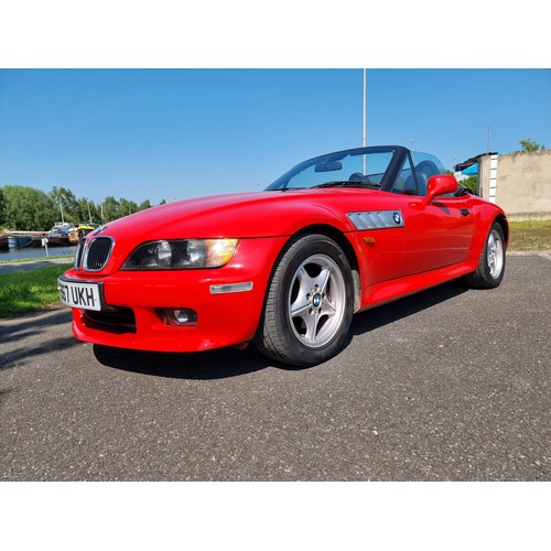 522 - 1997 BMW Z3 2.8, 2793cc. Registration number R967 UKH. Chassis number WBACJ32010LB86770.
We have got... 