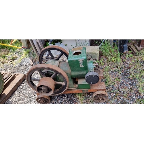 125 - A Bradford Gas Engine stationary engine, number 6063, mounted on wheels