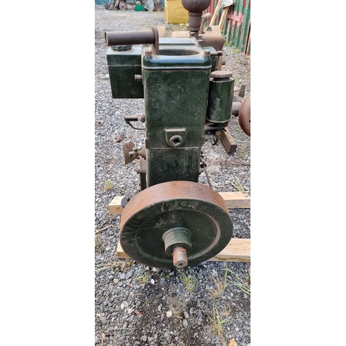 127 - A Lister DKH3 1.5hp stationary engine, number 10492