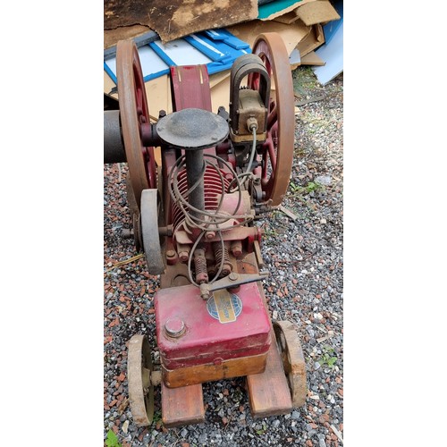 139 - A The Hired Hand stationary engine, by Assoc. Mfs. Lt. of Waterloo, Iowa stationary engine, number 1... 