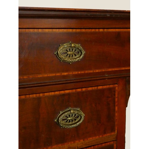 238 - An Edwardian mahogany pedestal desk, two frieze drawers over three drawer pedestals, boxwood and ebo... 