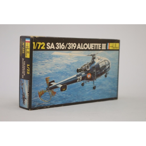 114 - Seven Heller aircraft 1/72 model kits, to include : 

Curtiss SBC.4 Helldiver/Cleveland I
SA 316-319... 