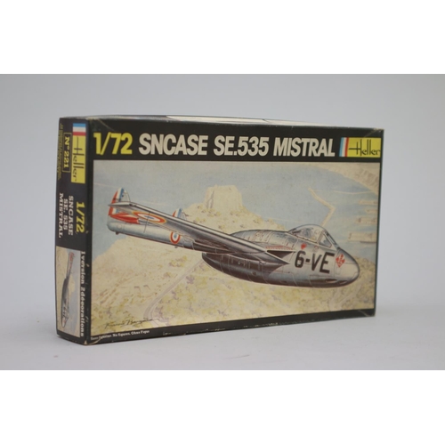 117 - Seven Heller aircraft 1/72 model kits, to include : 

Sncase SE. 535 Mistral
Saab J 21 A
C M Fouga M... 