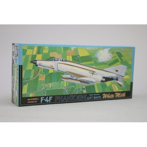 119 - Six Fujimi aircraft 1/72 model kits, to include : 

MiG29 Fulclum German MiG
Spitfire F.R.Mk14E 