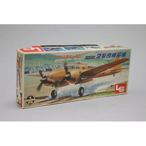 Six LS aircraft 1/72 model kits, to include : Japanese Army Type 