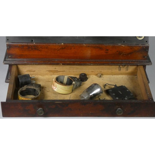 189 - A 1920's home made radio with black enonite front panel with two 4 pin valve sockets, with removeabl... 