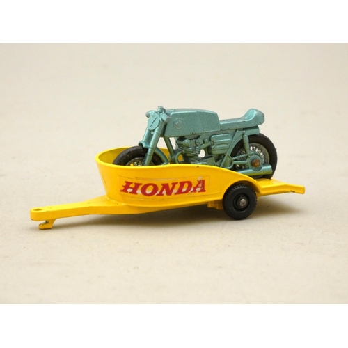 202 - A Matchbox series #38, Honda motorcycle with trailer, boxed