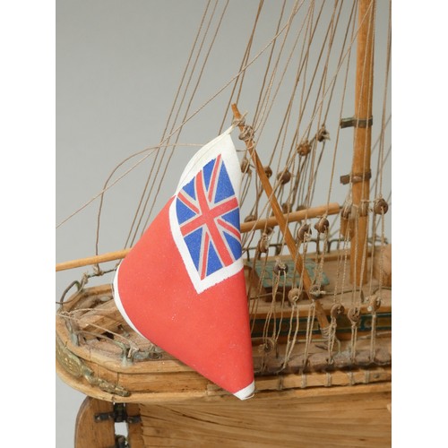 365 - Thermopylae, tea clipper, static display model, 1:124 scale, ayous wood, plank on frame construction... 