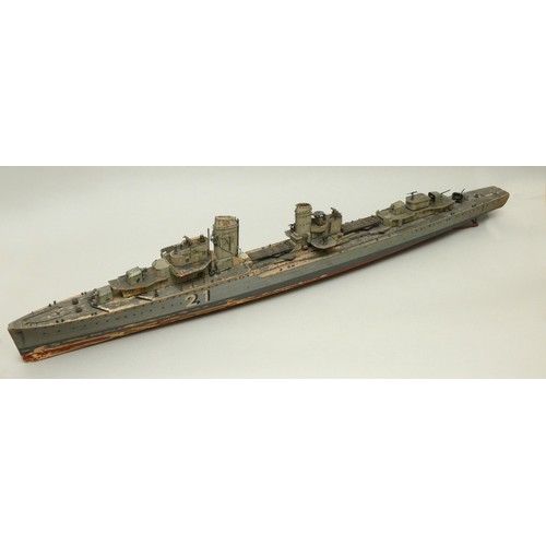 373 - German destroyer, Z21 Wilhelm Heidkamp, a believed ship builders model, with wood laminate hull and ... 