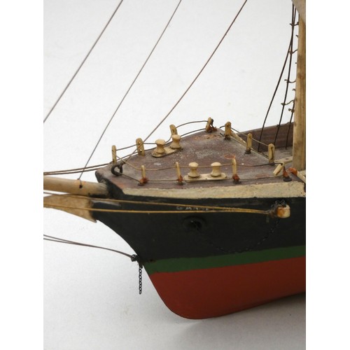 374 - A static model of tea clipper Garnet Hill of Glasgow, 49cm and a modern Greek fishing boat, 30cm.
Ga... 