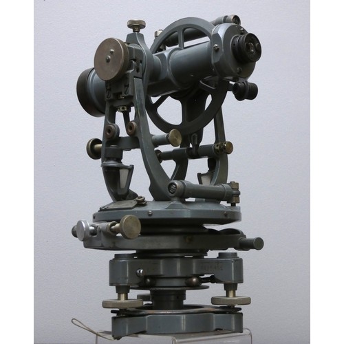 391 - An engineers/surveyors transit theodolite, painted grey, 30 x 20cm.