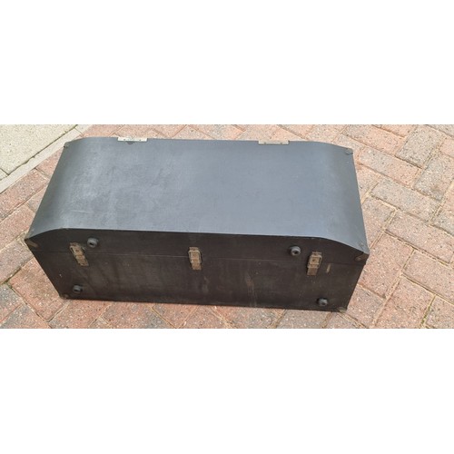 130 - A vintage car trunk, with hinged cover, base 45 x 80 x 28cm