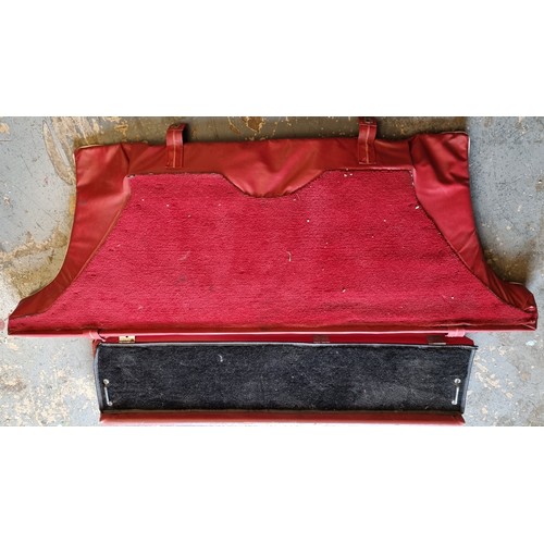 148 - An MGB GT rear two piece seat in red vinyl with white piping