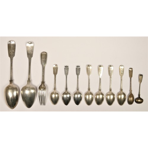 9 - A William IV Provincial set of five fiddle pattern tea spoons by William Rawlings Sobey, Exeter 1833... 