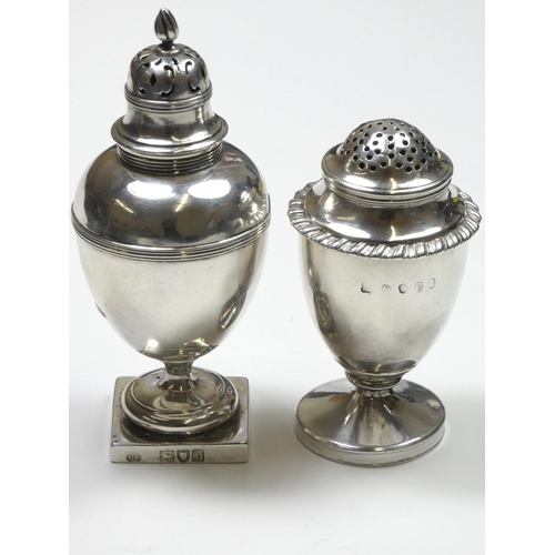 65 - A Victorian silver pepper pot, by George Fox, London 1897, of vase form, raised on a square base, 76... 