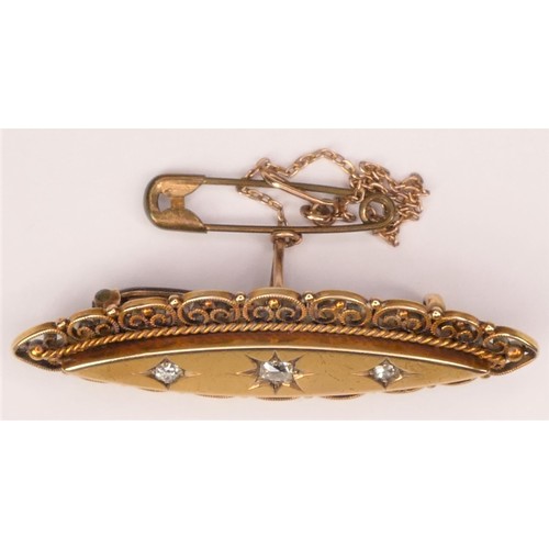 121 - An Edwardian 15ct gold and diamond panel brooch, Birmingham 1901, set with old cut stones, 46mm, 6.4... 