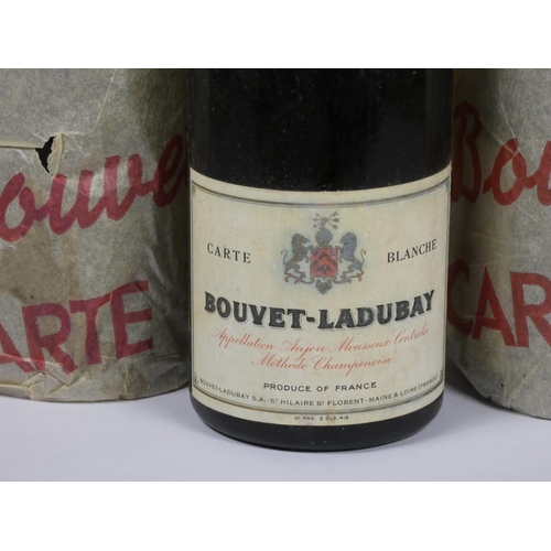 433 - Bouvet-Ladubay Carte Blanche, nine bottles