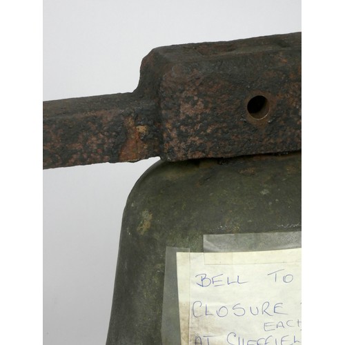 212 - Of Sheffield Market interest; a bronze bell with iron brackets, believed to have hung in the market,... 