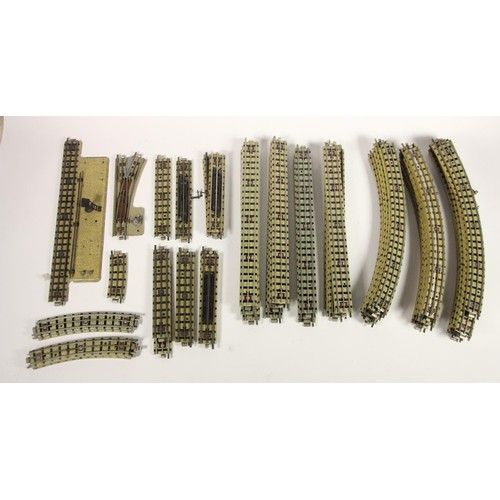 67 - A quantity of OO gauge track