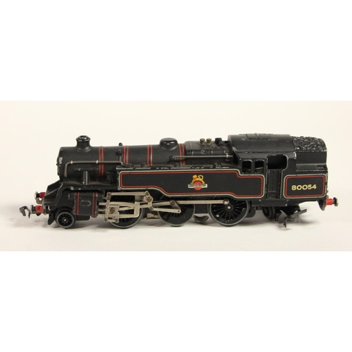 72 - A Hornby Dublo OO gauge 3-rail B.R. black standard tank 80054 together with passenger coaches and te... 