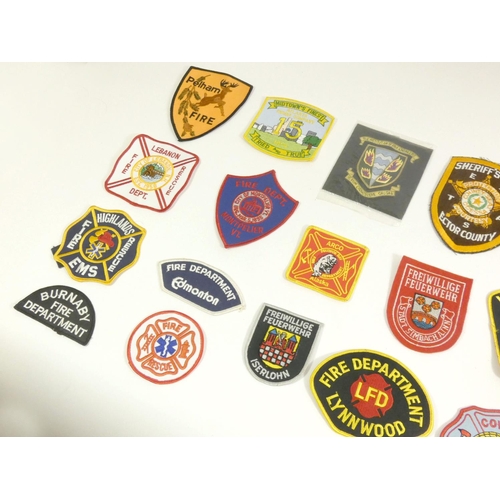 100 - A collection of thirty one Emergency Service patches, consisting mainly of American Fire Departments