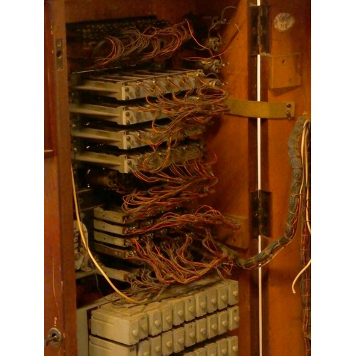 138 - A private manual branch exchanges Switchboard CB 873 MK7, dated between 1953 and 1962, 10cm x 50cm x... 