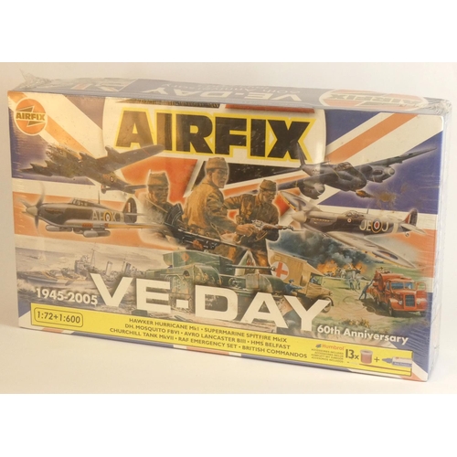 185 - Airfix WW2 VE-DAY 60th Anniversary Set 1/72 Scale Model Kit, sealed and original box