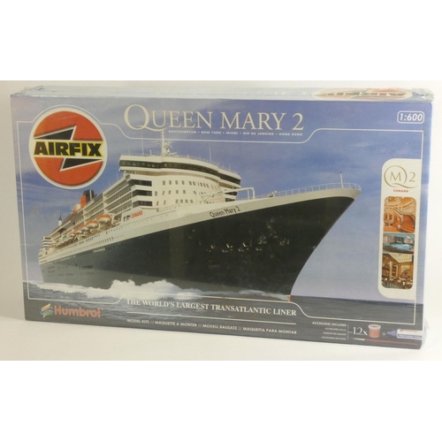 187 - Airfix Queen Mary II Set 1/600 Scale Model Kit, sealed and original box