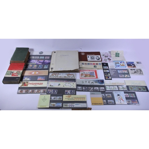 231 - World stamps, presentation packs and catalogues