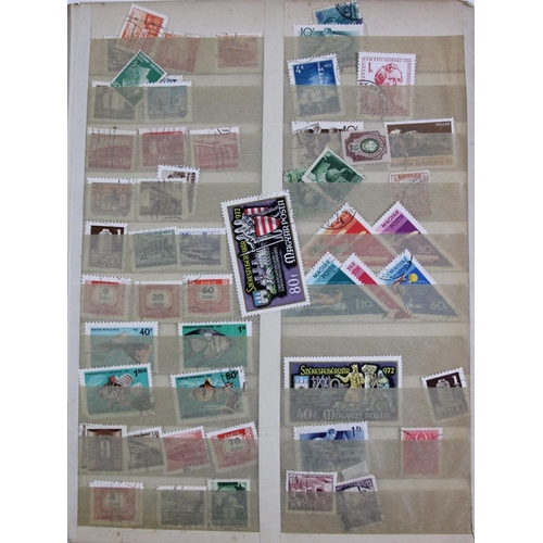 231 - World stamps, presentation packs and catalogues