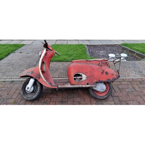 221 - c.1960 BSA Sunbeam, 250cc. Registration number not registered. Frame number not found. Engine number... 